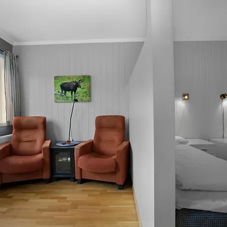Smuksjoseter Fjellstue Hotel *