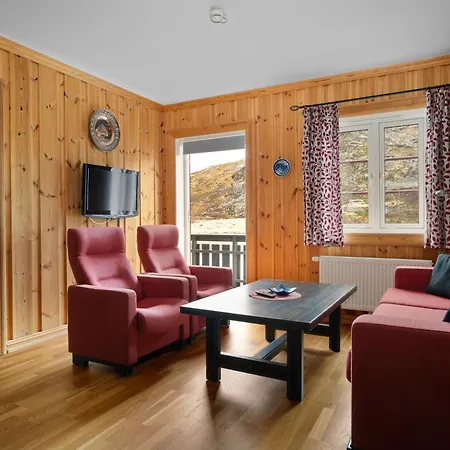 Smuksjoseter Fjellstue Отель Hovringen