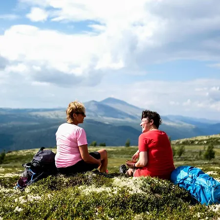 Smuksjoseter Fjellstue, Rondane Mountainlodge * Høvringen